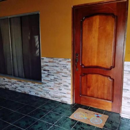 Casa Kros Quepos Luaran gambar